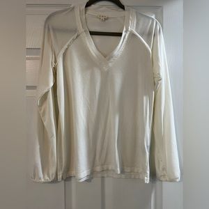 Pol size small pullover